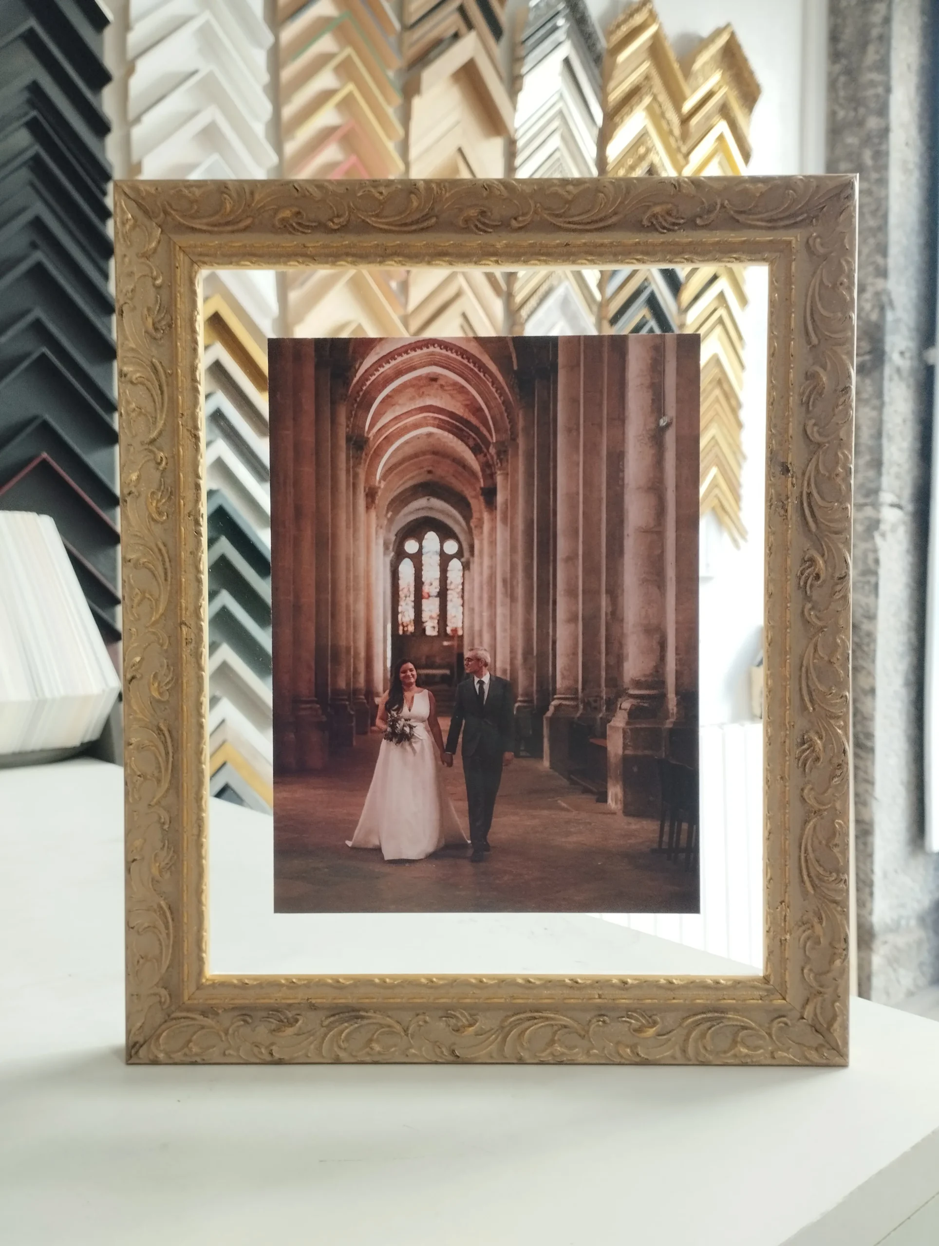 Photo de mariage entre deux verres réalisé à l'Atelier Histoire d'Art - Lyon - Caluire