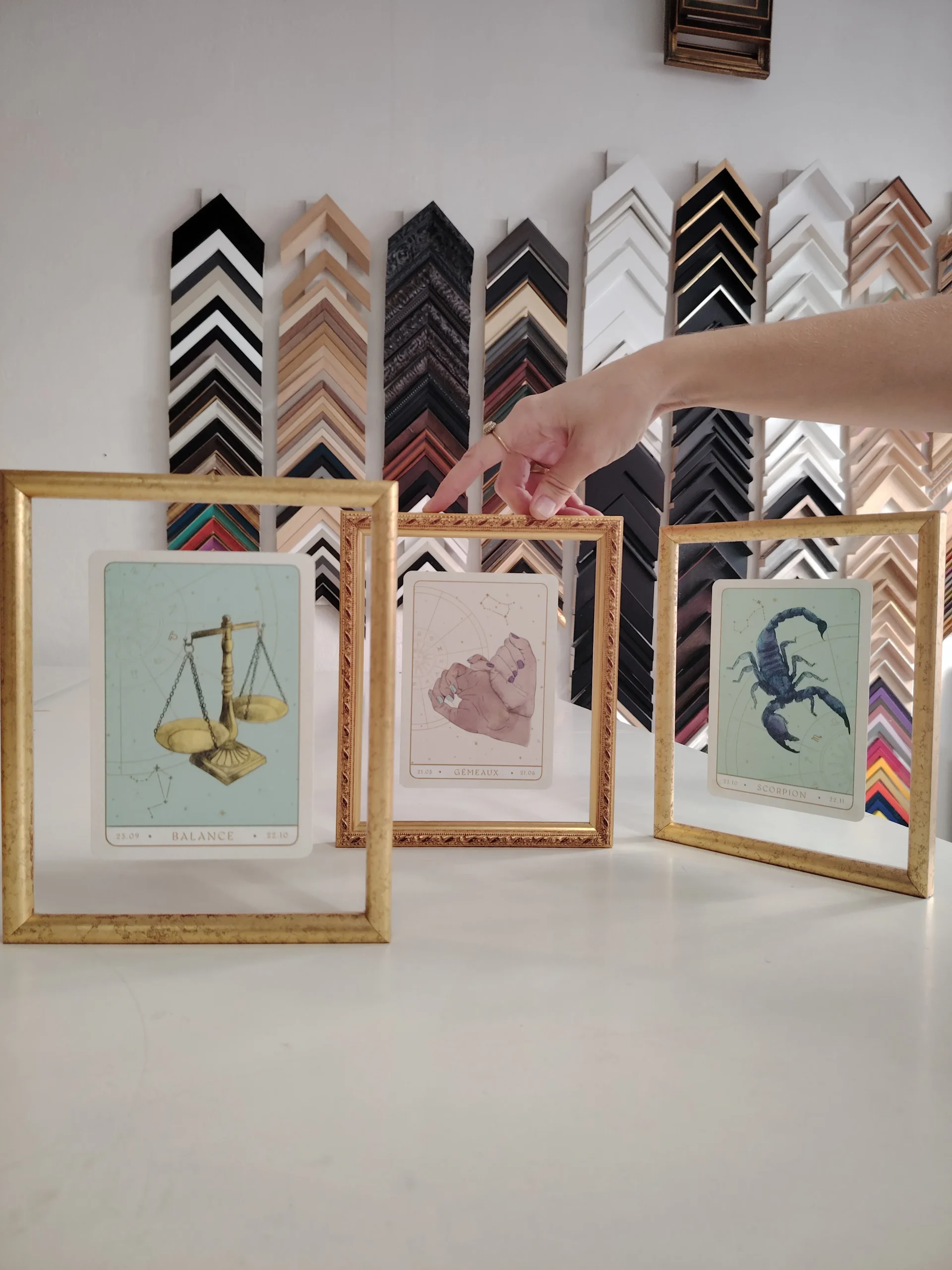 Signes astrologiques entre deux verres réalisé à l'Atelier Histoire d'Art - Lyon - Caluire