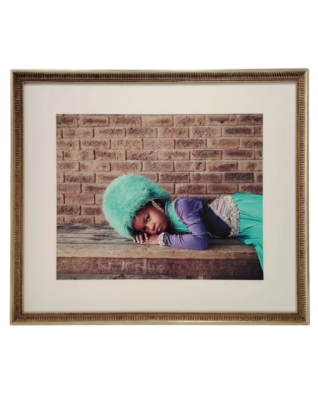 Photo avec passe-partout et cadre dorée réalisé par l'Atelier Histoire d'Art - Lyon - Caluire