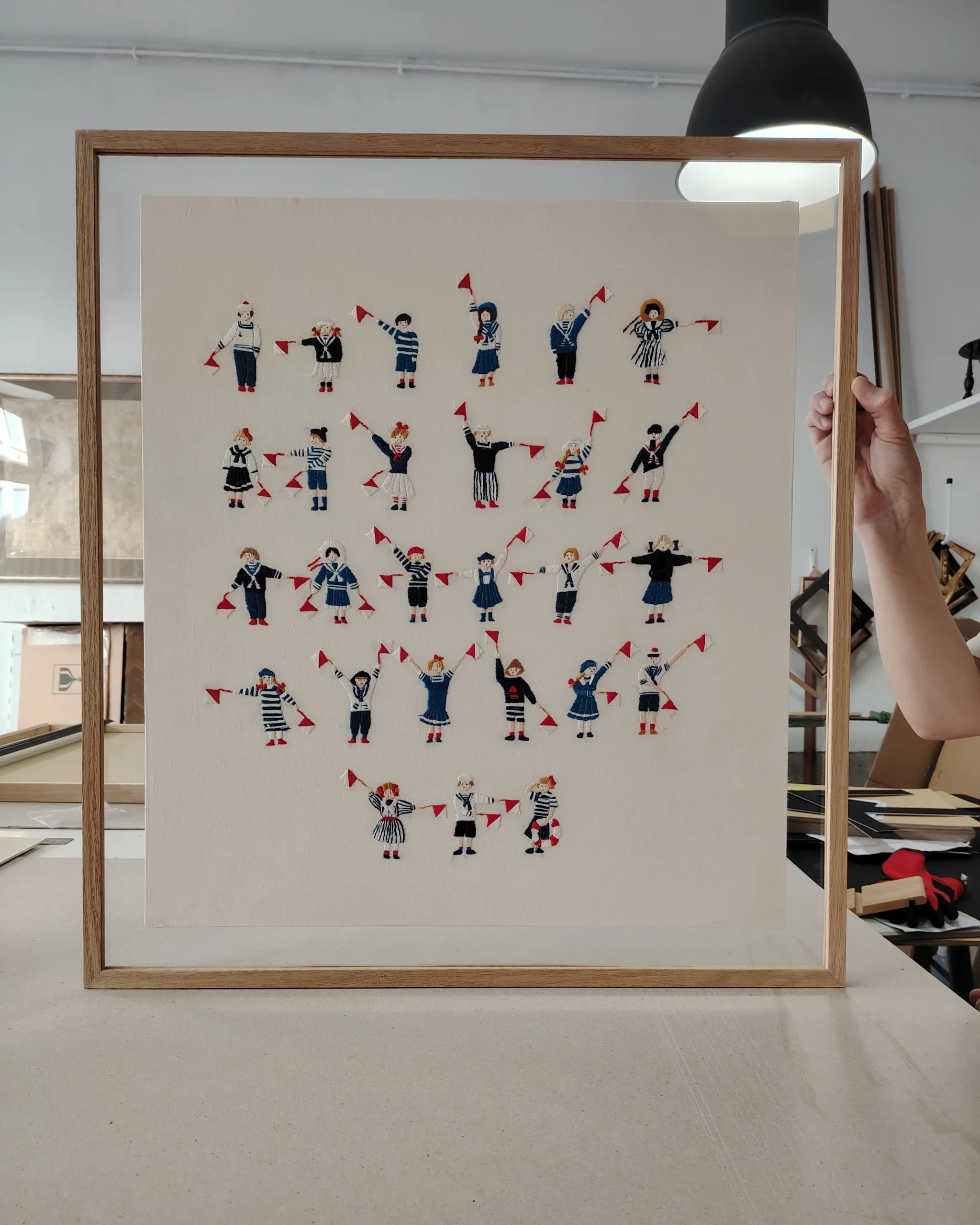 Point de croix entre deux verres - réalisé à l'Atelier Histoire d'Art - Lyon - Caluire